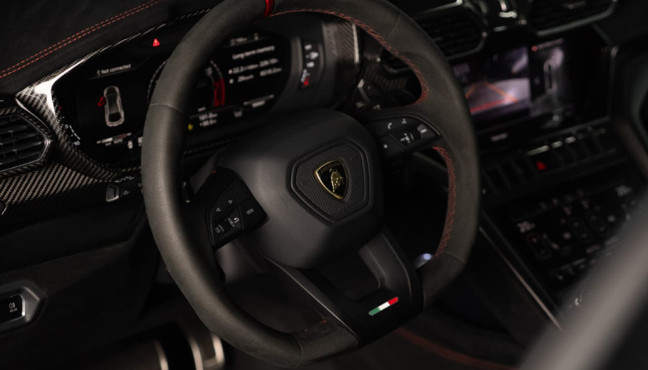 Lamborghini Urus Performante